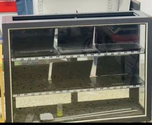 بترينا زجاج واللمنيوم للبيع