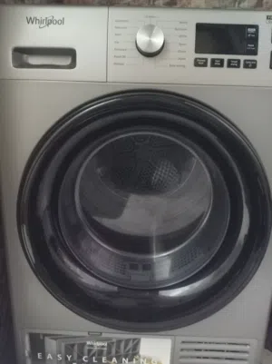 نشافه ملابس