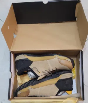 حذاء caterpillar جديد غير مستخدم قياس 44 مع العلبة الأصلية