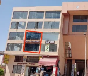 للبيع محل جاهز للتشغيل في المتميز بالشروق – موقع حيوي واستثمار قوي