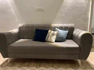 كنبه وكرسي للبيع للأستفسار