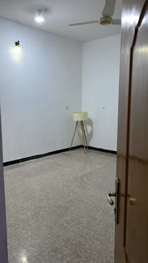 بيت طابق واحد ياسين خريبط قريب المدارس المساحه 200 للبيع