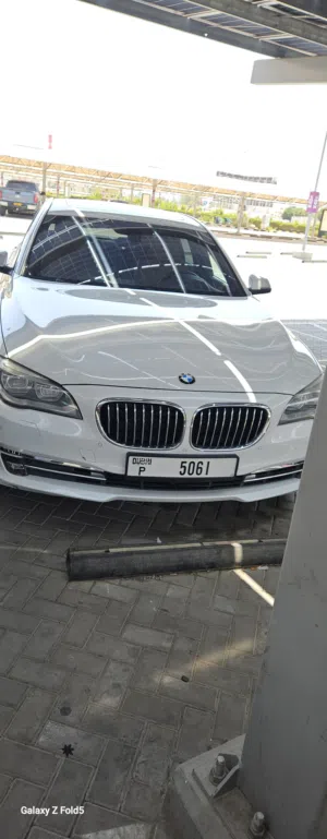 BMW 740li with dubai number plate