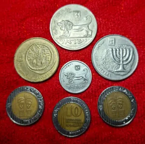 مجموعة عملات للبيع