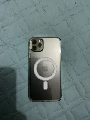 Apple iPhone 11 Pro Max 256 GB in Baghdad