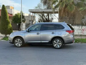 Used Mitsubishi Outlander in Amman