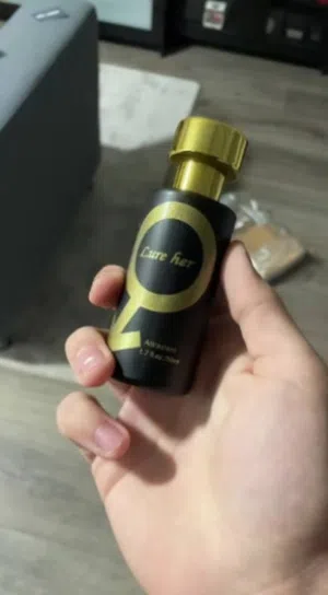 4 عطور رجالي ثبات وفوحان خرافي للبيع بسعر مغري