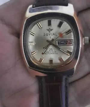 ساعات سويسري