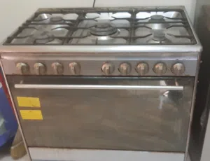 Cooker stainless steel with 5 burners and oven