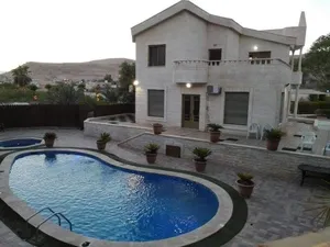 4 Bedrooms Chalet for Rent in Jordan Valley Other