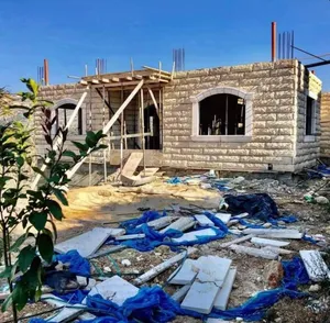 5 Bedrooms . 3 Bathrooms . 260 m21