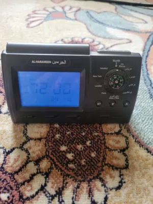 ساعة الحرمين للأذان مكتبية