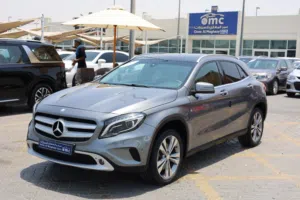mercedes Gla 250 2016 very clean American مرسيدس جي ال ا 250 2016 امريكي نظيفه