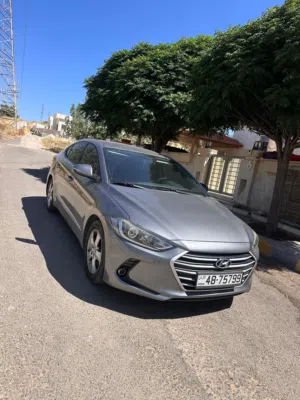 Used Hyundai Avante in Amman