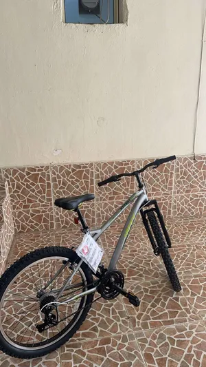 دراجه هوائيه استعمال فتره بسيطه جدا الدراجه بحاله الوكالن