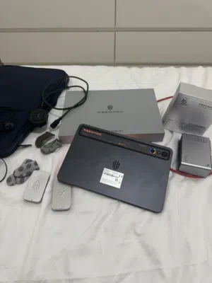 FOR SALE  REDMAGIC Astra Gaming Tablet (24GB RAM / 1TB) – Like New
