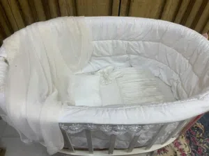 سرير اطفال