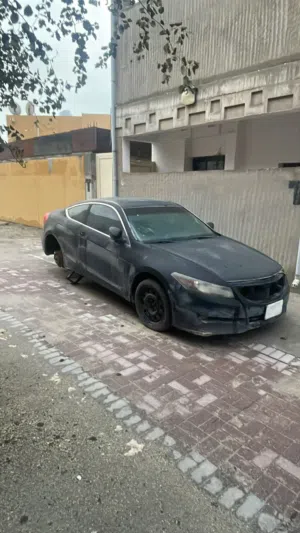 للبيع هوندا اكورد سكراب