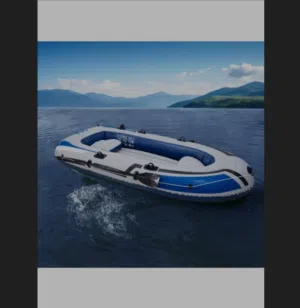 ارب قابل للنفخ يتسع لأربعة أشخاص من طراز JR-400.