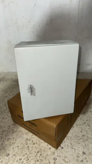 خرانة شاحن كهرباء