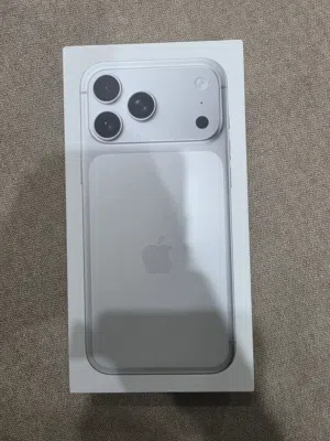 Apple iPhone 17 Pro Max 256 GB in Farwaniya