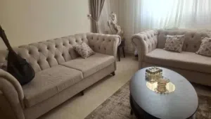 طقم كنب وطقم طاولات للبيع