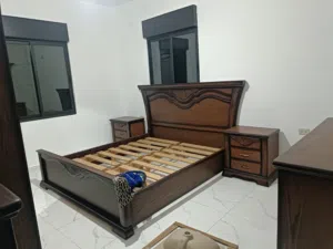 غرفة نوم ماستر سحّابات – استخدام قليل  جدًا – بحالة الوكالة.