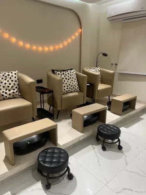كراسي منكير بدكير للبيع