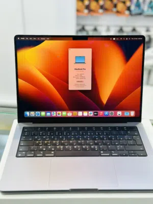Apple Macbook Pro M3