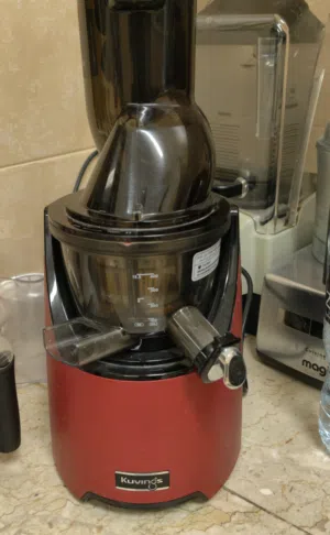 Kuvings C7000 Whole Slow Juicer (Dark Pearl Red) – Like New