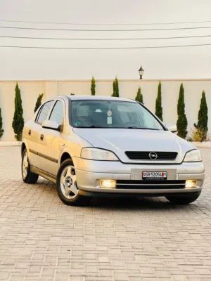 Opel . Astra . 2004 . New3