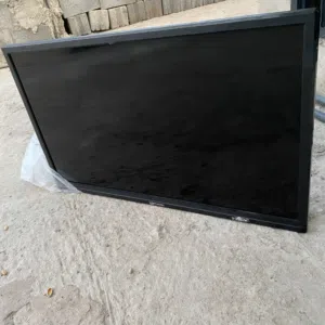 شاشة Cromax LED مقاس 32 بوصة