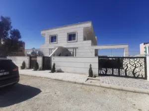1 m2 3 Bedrooms Villa for Sale in Zarqa Al Hashemieh
