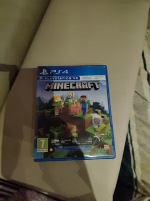 سيديات بلايستيشن فور مستعملة شهر فقط