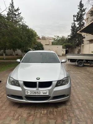 BMW e90 320i