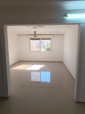 150 m2 3 Bedrooms Apartments for Sale in Zarqa Al Zarqa Al Jadeedeh