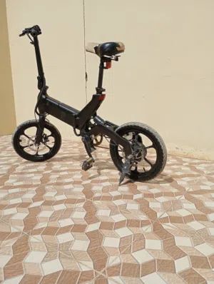 للبيع سكوتر الكهربائيه