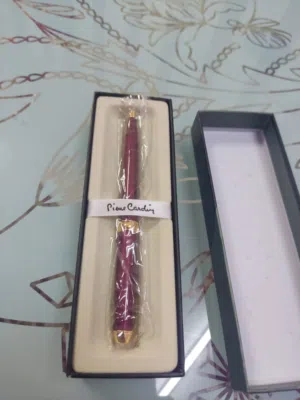 للبيع قلم pierre cardin