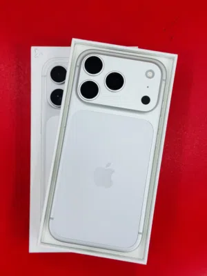 IPHONE 17 pro 512 GB SILVER  CYCLE 56 ONLY  STILL UNDER APPLE WARRANTY  WITH BILL