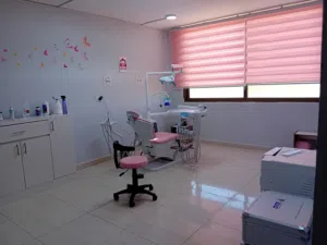 عيادة اسنان للبيع في سما الروسان اربد