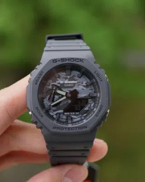 ساعة جي شوك جديده بكامل المرفقات Casio G‐Shock GA‐2100