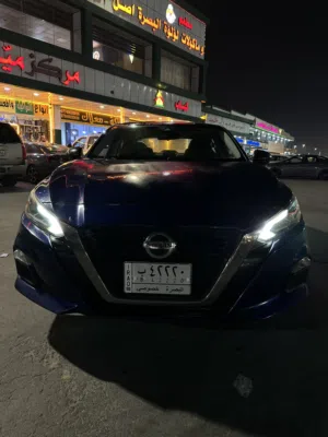 Used Nissan Altima in Basra