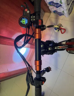 سكوتر كهربائي