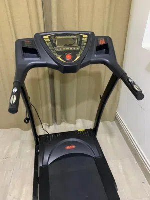 للبيع جهاز مشي وجري - Treadmills (Running Machines) for Sale