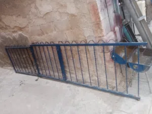 بوابة حديقه عرض 4 متر طول 1 متر حديد ثقيل تفصيل