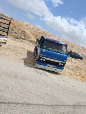 قلاب للبيع دايهاتسو موديل 1984