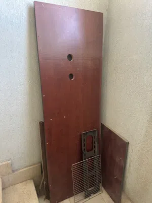 طاولة كبيرة طول زوز ميترو و عرض 70سم