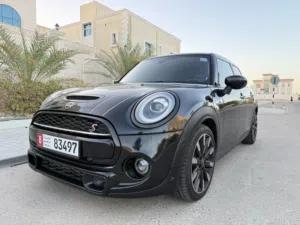 للبيعMini cooper  man (s) ميني كوبر S  سيرفيس بالوكاله، خليجي موديل 2021 ، صبغة وكالة كامل