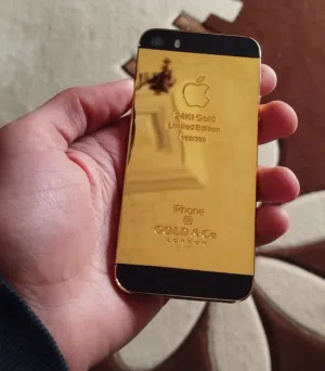 iPhone se 1st gen 24k gold plated