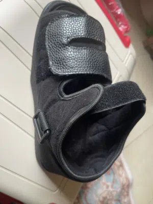 حذاء طبي لما بعد عملية القدم